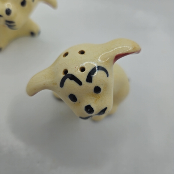 Vintage 1940s Kitschy Ceramic Black Offwhite Puppy Salt And Pepper Set - Picture 3 of 9